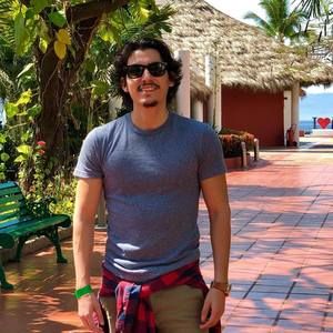 Meet your Posher, Luis